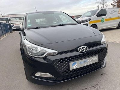 Gebraucht Hyundai i20 GO! 75 PS (55 kW) 2017 Schwarz Limousine