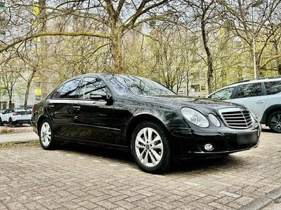 Gebraucht Mercedes E320 224 PS (164 kW) 2007 Schwarz Limousine