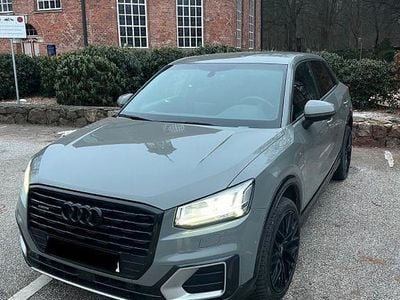 Grau Gebraucht 2019 Audi Q2 S-Line SUV | 19.990 € (Guter Preis)
