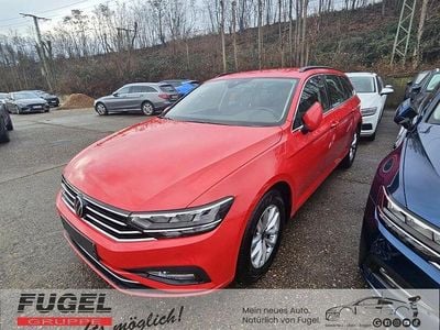 Gebraucht VW Passat Business 122 PS (89 kW) 2023 Tornadorot Kombi