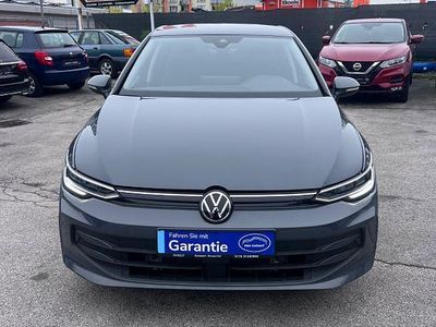 Gebraucht VW Golf VIII 116 PS (85 kW) 2024 Grau Limousine