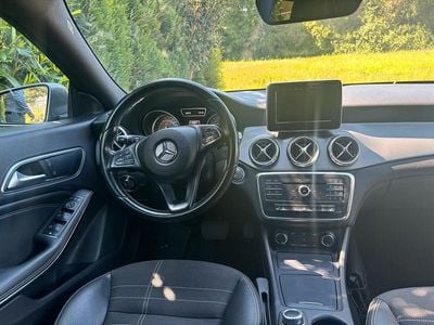 Mercedes CLA220