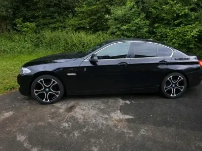 Gebraucht BMW 520 184 PS (135 kW) 2010 Schwarz Limousine