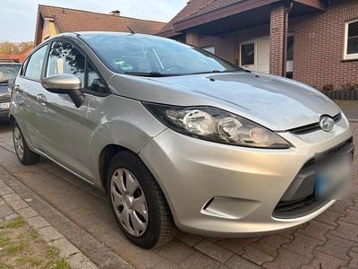 Gebraucht Ford Fiesta 68 PS (50 kW) 2009 Silber Kleinwagen