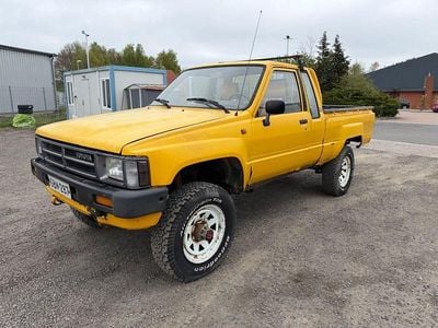 Usata Toyota HiLux 97 CV (71 kW) 1988 Giallo Pick-up
