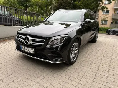 Gebraucht Mercedes GLC220 AMG line 170 PS (125 kW) 2016 Schwarz SUV
