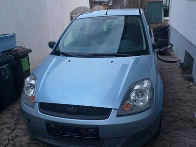 Gebraucht Ford Fiesta 69 PS (50 kW) 2005 Kleinwagen