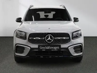 Gebraucht Mercedes GLB180 AMG 136 PS (100 kW) 2025 Manufaktur lack manufaktur alp SUV