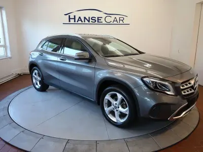 Gebraucht Mercedes GLA200 156 PS (114 kW) 2018 Grau SUV
