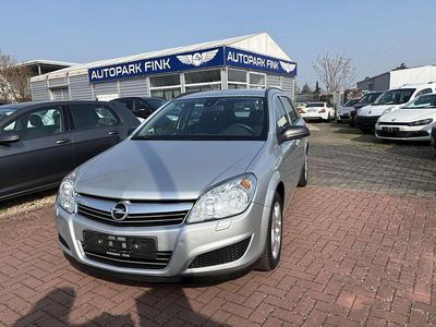 Gebraucht Opel Astra Edition 140 PS (102 kW) 2008 Starsilber iii m2 Kombi