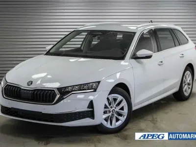Neu Skoda Octavia Selection 150 PS (110 kW) 2026 Moonweiss Kombi