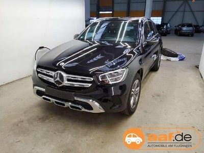 Mercedes GLC300
