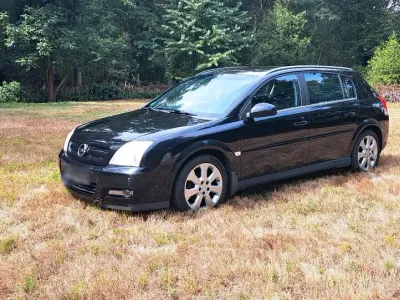 Gebraucht Opel Signum Elegance 155 PS (114 kW) 2003 Schwarz Kleinwagen