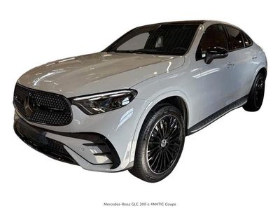Grau Gebraucht 2025 Mercedes GLC300e Coupé | 82.098 €