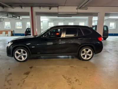 Gebraucht BMW X1 143 PS (105 kW) 2011 Schwarz SUV