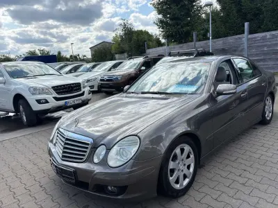 Gebraucht Mercedes E280 190 PS (139 kW) 2008 Indiumgrau  metalliclack Limousine
