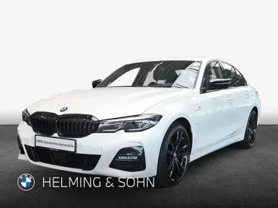 Gebraucht BMW 320e M Sport 204 PS (150 kW) 2022 Weiß Limousine