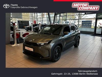 Neu Toyota Urban Cruiser 127 kW (174 PS) 2026 Grün SUV