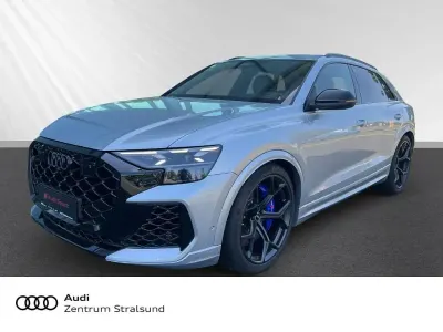Neu Audi RS Q8 Performance 640 PS (470 kW) 2026 Silber SUV