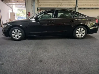 Gebraucht Audi A6 Sport 204 PS (150 kW) 2012 Schwarz Limousine