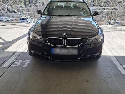 Usata BMW 318 143 CV (105 kW) 2009 Nero Station wagon