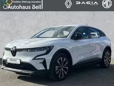 Używany Renault Megane E-Tech Evolution 96 kW (131 KM) 2022 Biały Sedan/Limuzyna