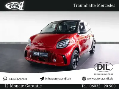 Gebraucht Smart ForFour Electric Drive Passion 60 kW (82 PS) 2021 Cadmium red metallic Kleinwagen