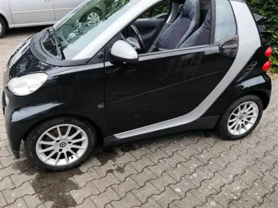 Gebraucht Smart ForTwo Cabrio 71 PS (52 kW) 2009 Schwarz Cabrio