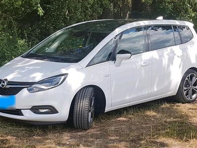 Gebraucht Opel Zafira 140 PS (102 kW) 2017 Weiß Van / Kleinbus