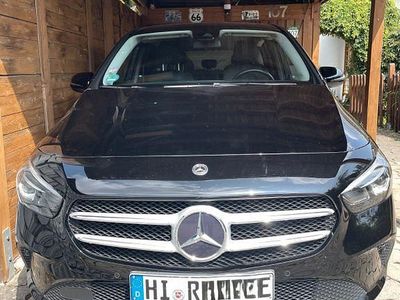 Mercedes B250e