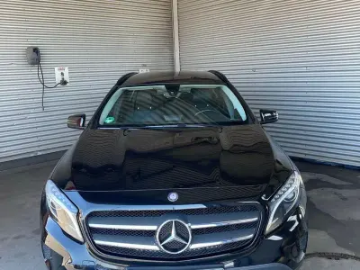 Gebraucht Mercedes GLA200 156 PS (114 kW) 2014 Schwarz SUV