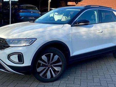 Gebraucht VW T-Roc Move 110 PS (80 kW) 2024 Weiß SUV