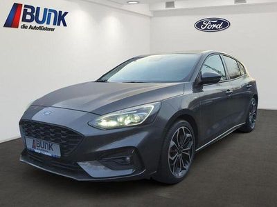 Gebraucht Ford Focus ST-Line X 155 PS (114 kW) 2022 Magneticgrau met Limousine