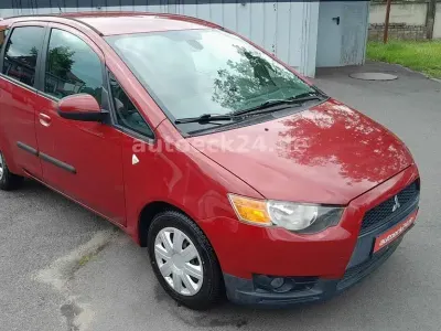 Gebraucht Mitsubishi Colt Intense 95 PS (69 kW) 2009 Rot Kleinwagen