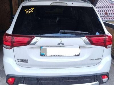 Gebraucht Mitsubishi Outlander 150 PS (110 kW) 2017 SUV