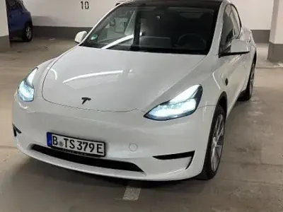 Gebraucht Tesla Model Y RWD 188 kW (256 PS) 2023 Weiß SUV