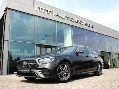 Gebraucht Mercedes E300 AMG line 306 PS (225 kW) 2022 Grau Kombi