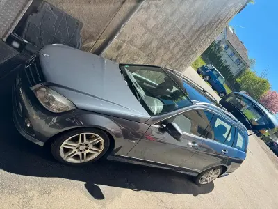 Gebraucht Mercedes C320 224 PS (164 kW) 2009 Silber Kombi