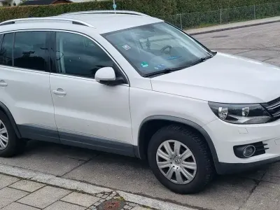 Gebraucht VW Tiguan Sportline 140 PS (102 kW) 2011 Weiß SUV