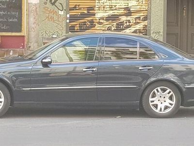 Mercedes E240