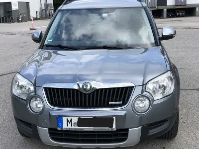 Gebraucht Skoda Yeti GreenLine 105 PS (77 kW) 2011 Grau SUV
