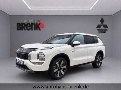 Neu Mitsubishi Outlander P-HEV 306 PS (225 kW) 2025 Titanweiß SUV