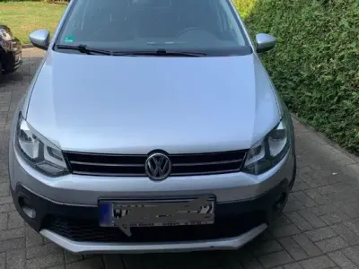 Gebraucht VW Polo Cross 103 PS (75 kW) 2013 Silber Kleinwagen