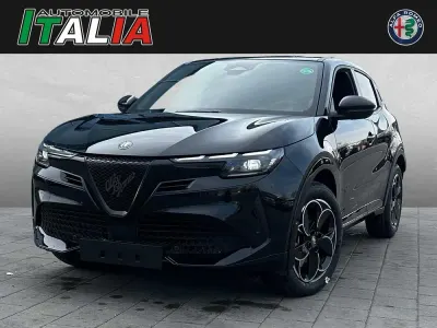 Käytetty Alfa Romeo Junior Ti 114 kW (156 HP) 2026 Musta Katumaasturi