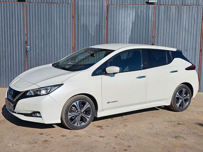 Gebraucht Nissan Leaf Tekna 110 kW (150 PS) 2019 Weiß Kleinwagen