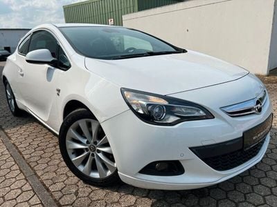 Opel Astra GTC