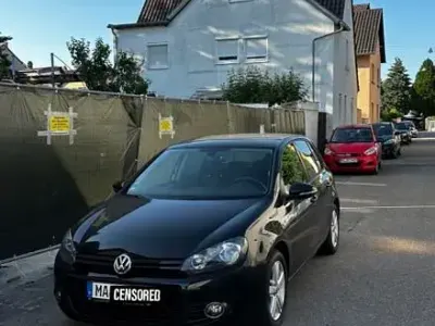Gebraucht VW Golf VII Match 105 PS (77 kW) 2012 Schwarz Limousine