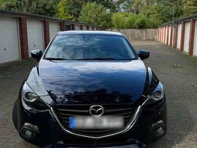 Blau Gebraucht 2014 Mazda 3 Inclusive Limousine | 12.000 € (Fairer Preis)