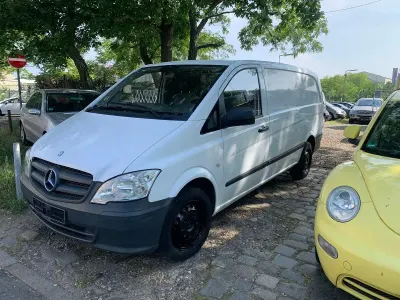 Używany Mercedes Vito 95 KM (69 kW) 2014 Biały Van