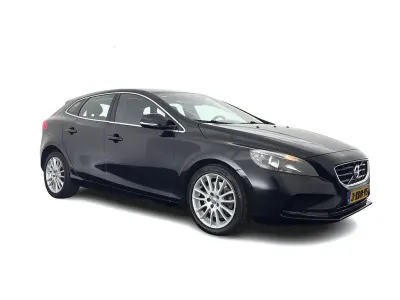 Gebraucht Volvo V40 Business Edition 190 PS (139 kW) 2014 Schwarz Limousine